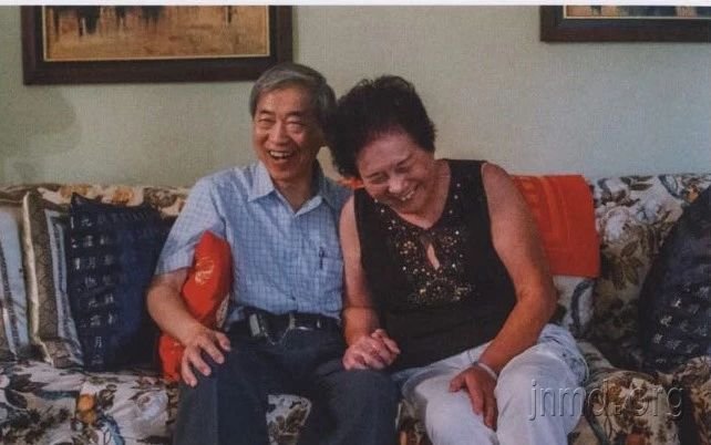 黄书聪医生和蔡茹兰女士