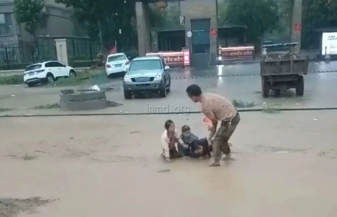 灾难来时，你是那个伸出手来的邻家大哥吗？